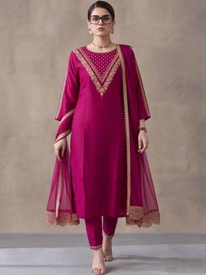 women ethnic motifs embroidered regular thread work kurta & trousers with dupatta 1