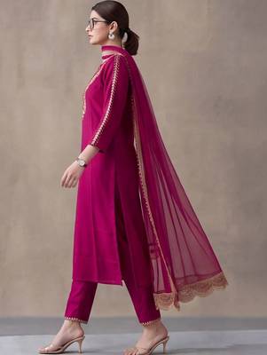 women ethnic motifs embroidered regular thread work kurta & trousers with dupatta 2