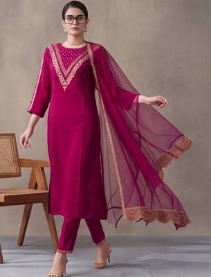 women ethnic motifs embroidered regular thread work kurta & trousers with dupatta 5