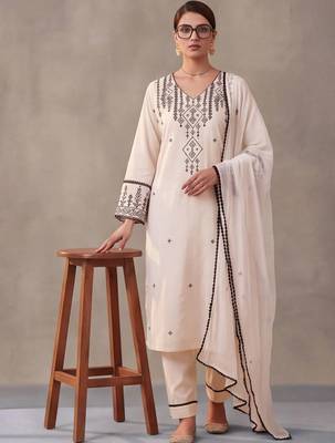 women ethnic motifs embroidered work cotton kurta & trousers with dupatta 1
