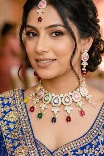 Multi set with earrings & maang tikka kundan & agate stone lekar gold plating