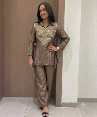 Brown silk blend readymade 2 piece set with embroidery & beads work 2