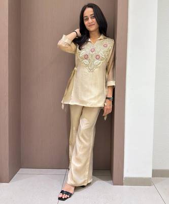 Off silk blend readymade 2 piece set with embroidery & beads work 1