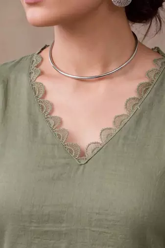 women ethnic motifs embroidered regular thread work kurta & trousers with dupatta