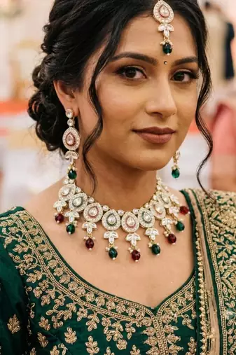Maroon green set with earrings & maang tikka kundan & agate stone lekar gold plating