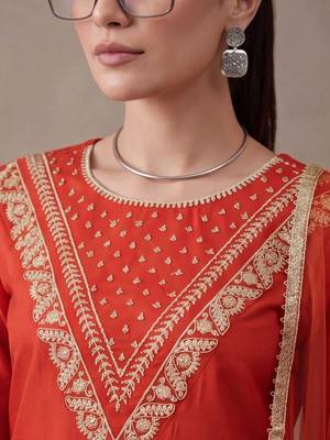 women ethnic motifs embroidered regular thread work kurta trousers & with dupatta 4