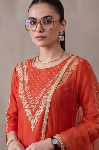 women ethnic motifs embroidered regular thread work kurta trousers & with dupatta
