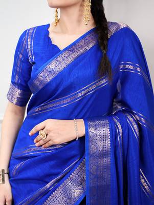 elegant dola silk blend saree with zari weaving and blouse 2