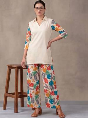 women floral colourblocked regular kurta with trousers 1