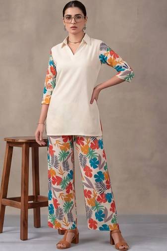 women floral colourblocked regular kurta with trousers