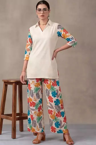 women floral colourblocked regular kurta with trousers