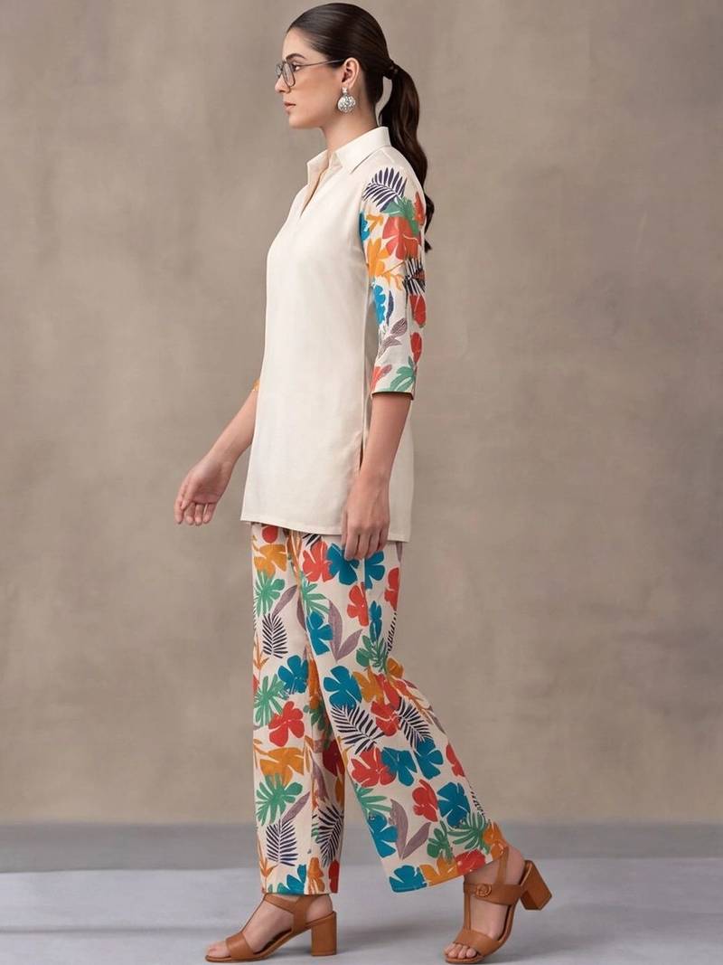 women floral colourblocked regular kurta with trousers