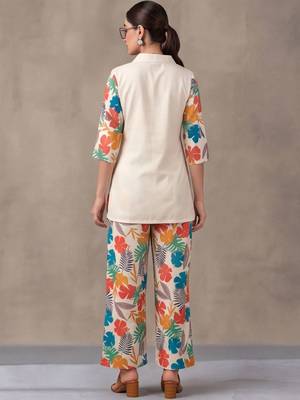 women floral colourblocked regular kurta with trousers 3
