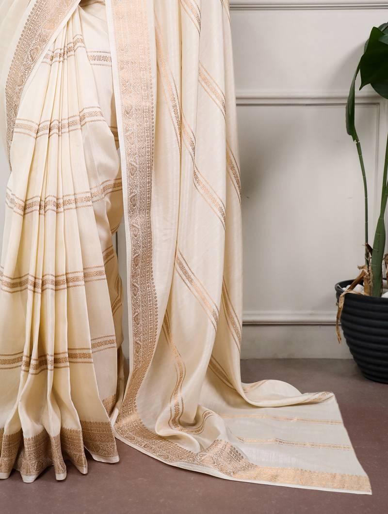 elegant dola silk blend saree with zari weaving and blouse