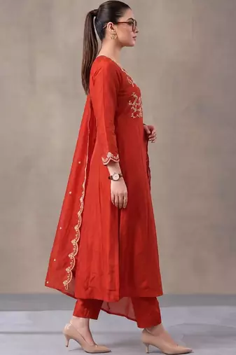 women ethnic motifs embroidered empire thread work kurta with trousers & with dupatta