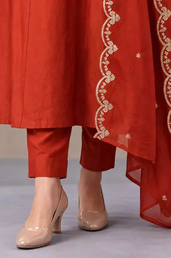 women ethnic motifs embroidered empire thread work kurta with trousers & with dupatta