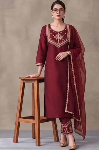 women ethnic regular thread work kurta with trousers with dupatta
