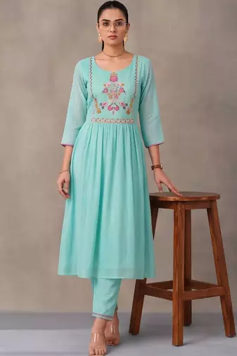 women floral embroidered empire thread work kurta with trousers & with dupatta