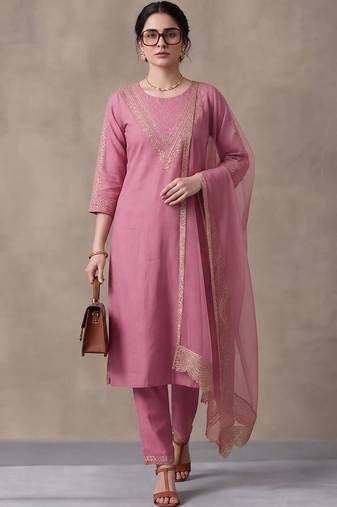 women ethnic motifs embroidered regular thread work kurta with trousers & with dupatta