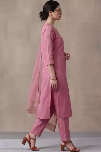 women ethnic motifs embroidered regular thread work kurta with trousers & with dupatta