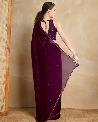 magenta embellished mirror work organza saree 5
