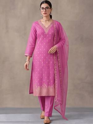 women ethnic motifs thread work kurta with trousers & with dupatta 1