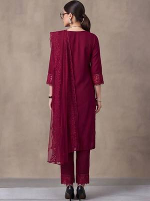 women regular thread work kurta with trousers & with dupatta 3