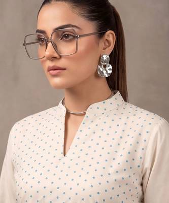 women floral printed regular kurta with trousers 4