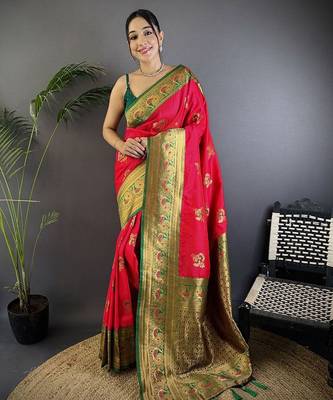 magenta woven design zari banarasi saree with blouse piece 1