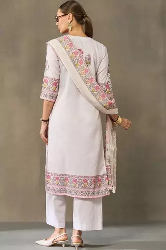 women floral printed regular kurta with trousers & with dupatta