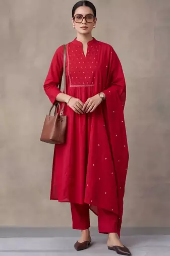 women ethnic motifs embroidered regular beads and stones cotton kurta with trousers & with