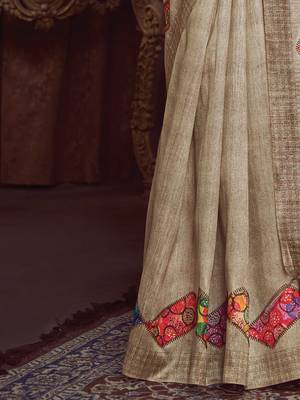 beige bandhani embroidered tussar saree 4