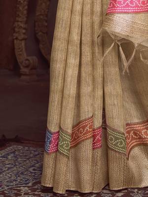 beige bandhani print tussar saree 4