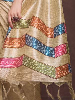 beige bandhani print tussar saree 5