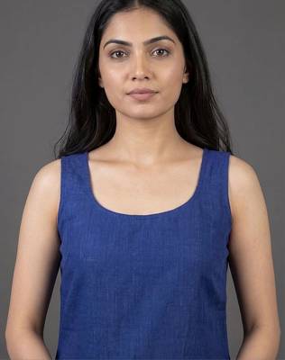 women shoulder strap straight kurta with trousers & dupatta 2