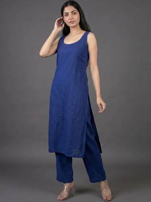 women shoulder strap straight kurta with trousers & dupatta 7