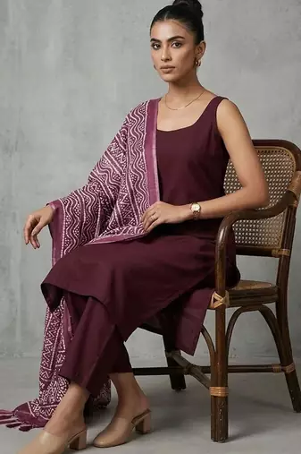 women ethnic motifs regular kurta with trousers & with dupatta