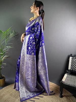 blue woven design zari banarasi saree 2