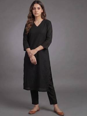 women regular kurta with trousers & with dupatta 5