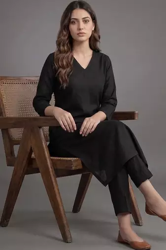 women regular kurta with trousers & with dupatta