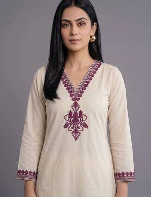 women ethnic motifs embroidered regular thread work kurta with trousers & with dupatta 2