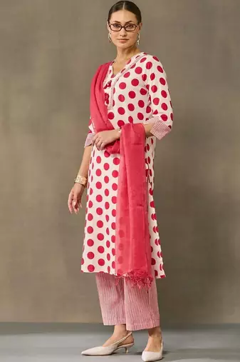 women printed regular cotton kurta with palazzos & with dupatta