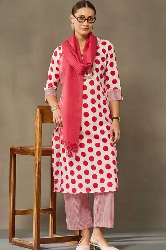 women printed regular cotton kurta with palazzos & with dupatta