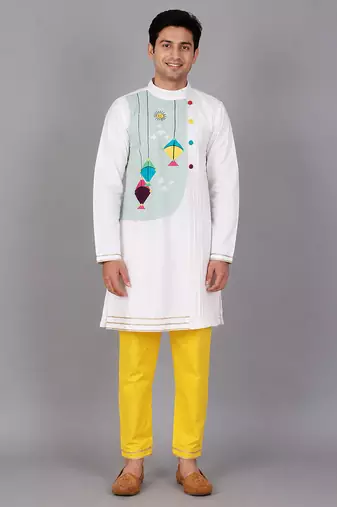 White kite printed cotton silk Men Kurta Set