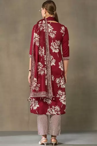 women floral printed regular cotton kurta with trousers & with dupatta