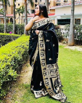 black woven design zari saree 3