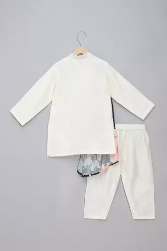 Off white printed cotton silk drape dupatta Men Kurta Set