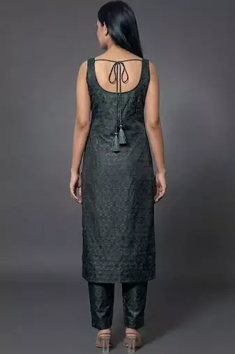 women shoulder straps straight kurta with trousers