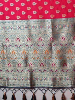 pink woven design zari silk blend banarasi saree 5