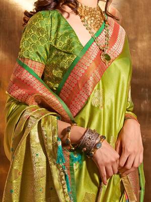green woven design zari satin banarasi saree 4